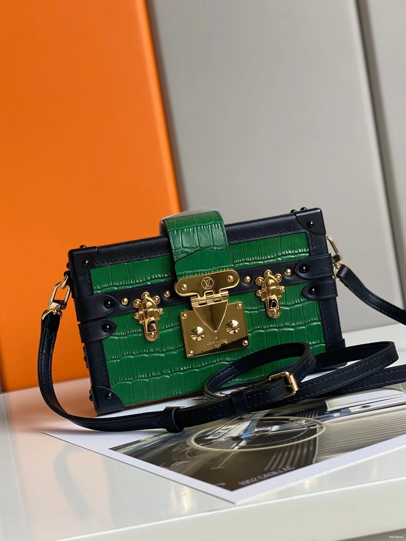 Cheap VUITTON MALLE LOUIS PETITE 0806